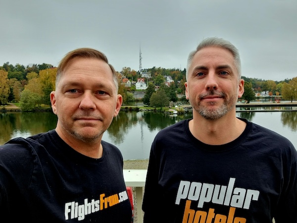 Popularhotels.com founders